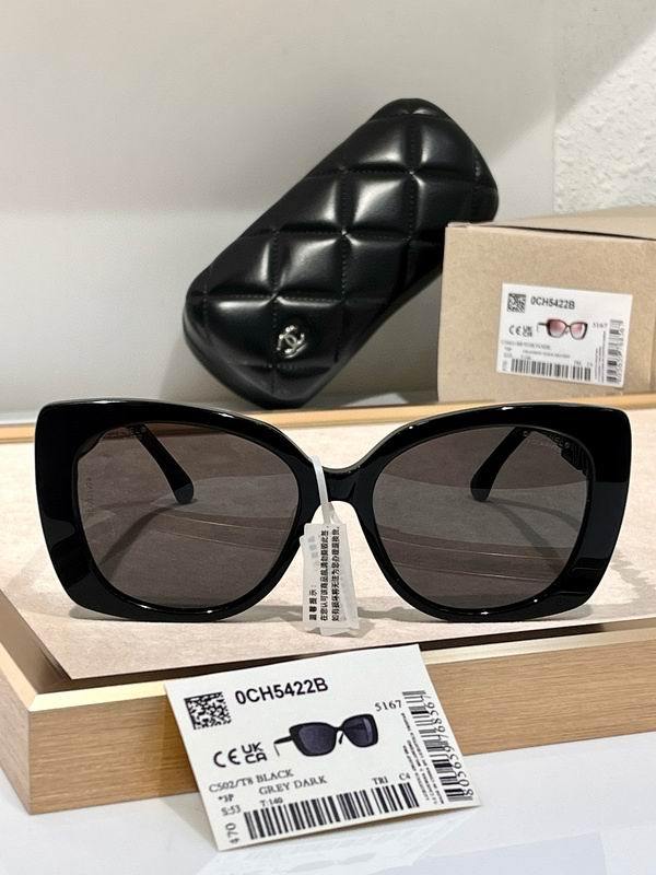 Chanel Sunglasses 525